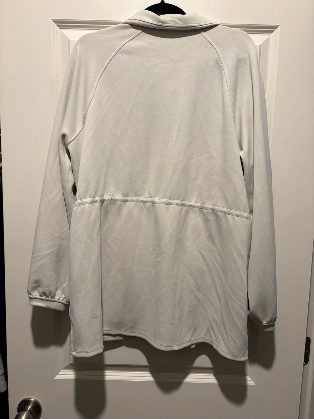 New Lululemon Softstreme Cinch-Waist Full-Zip Jacket in Bone - Picture 4 of 5